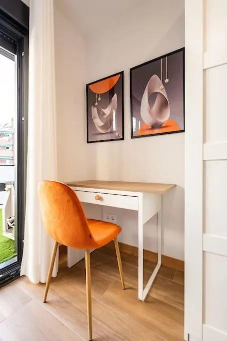 Ok Home. Guernica y Luno Apartment